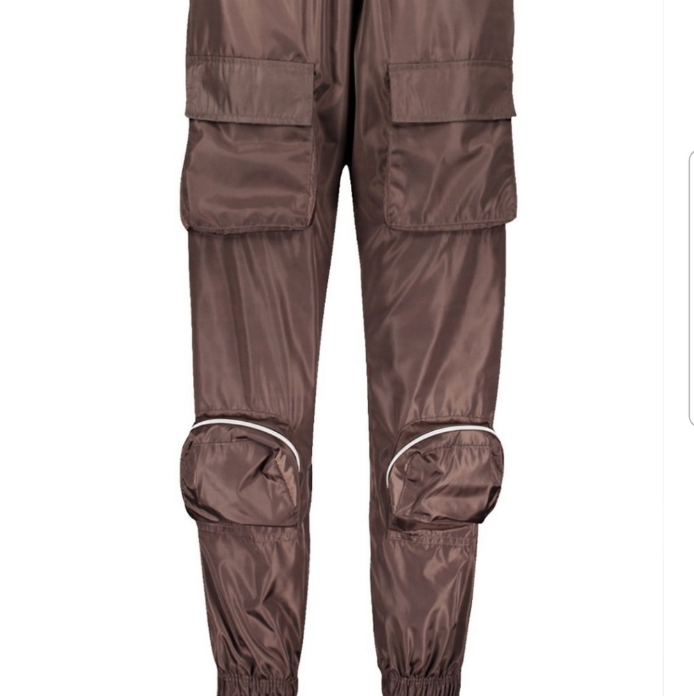 Cargo pocket shell jogger!